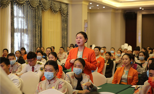 4.《规范服务说话 讲求说话艺术》专题培训_副本.jpg